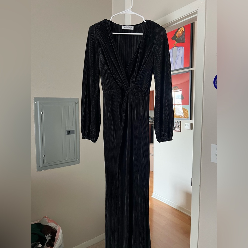 Elegant Black Maxi Dress